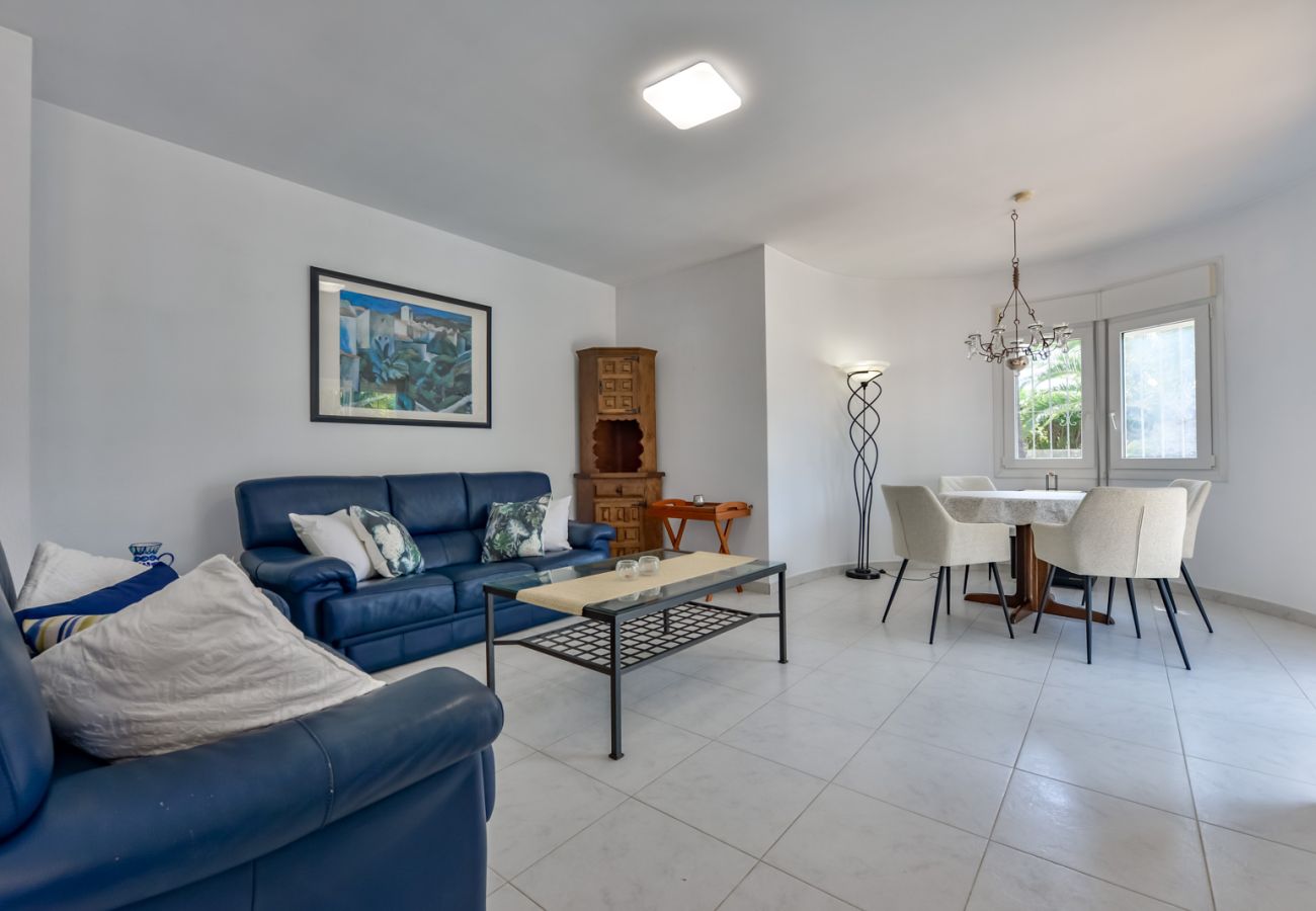 Willa w Moraira - SEBASTIAN,villa para 4 pax en Moraira y piscina privada. wifi gratis