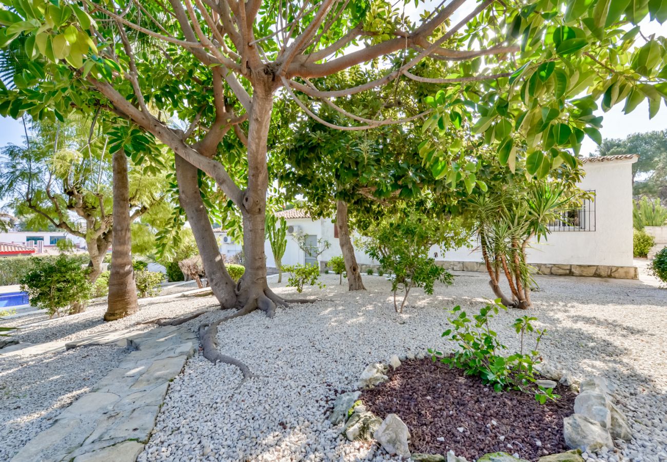 Bungalow w Moraira - MEU LAR, Bungalow acogedor ideal para parejas, cerca de la playa