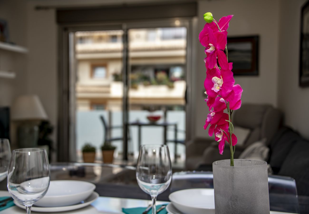 Apartament w Moraira - MARJALETA, Bonito apartamento en el centro de Moraira para 4 pax wifi gratuita.