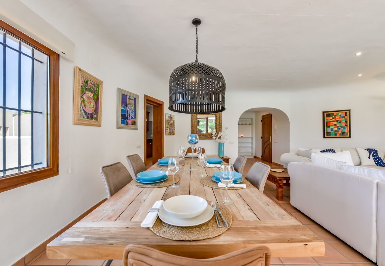 Willa w Moraira - Alquiler de villa en Moraira, LA ROCALLA