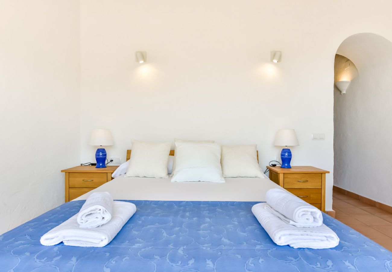 Willa w Moraira - Alquiler de villa en Moraira, LA ROCALLA