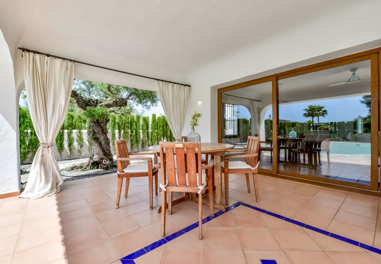 Willa w Moraira - Alquiler de villa en Moraira, LA ROCALLA