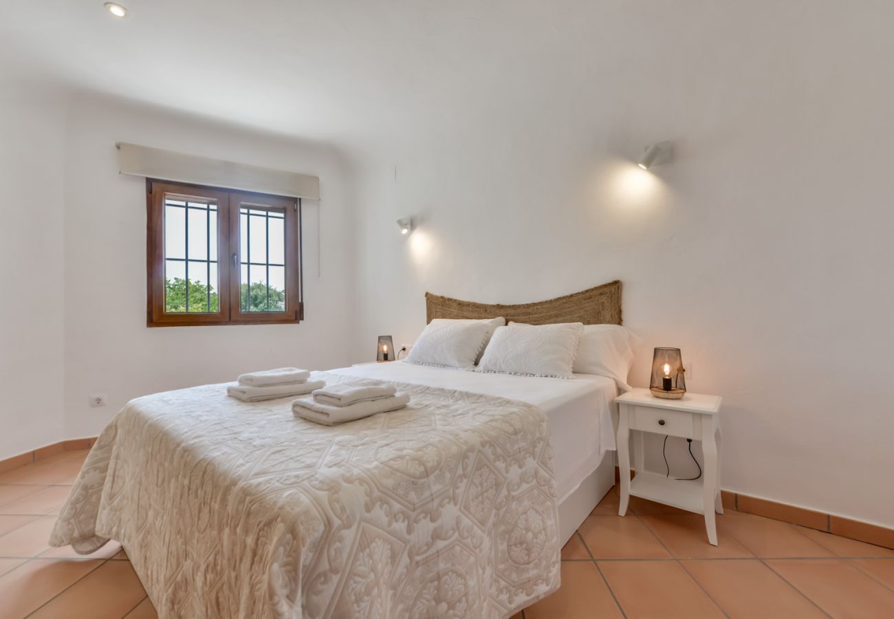 Willa w Moraira - Alquiler de villa en Moraira, LA ROCALLA