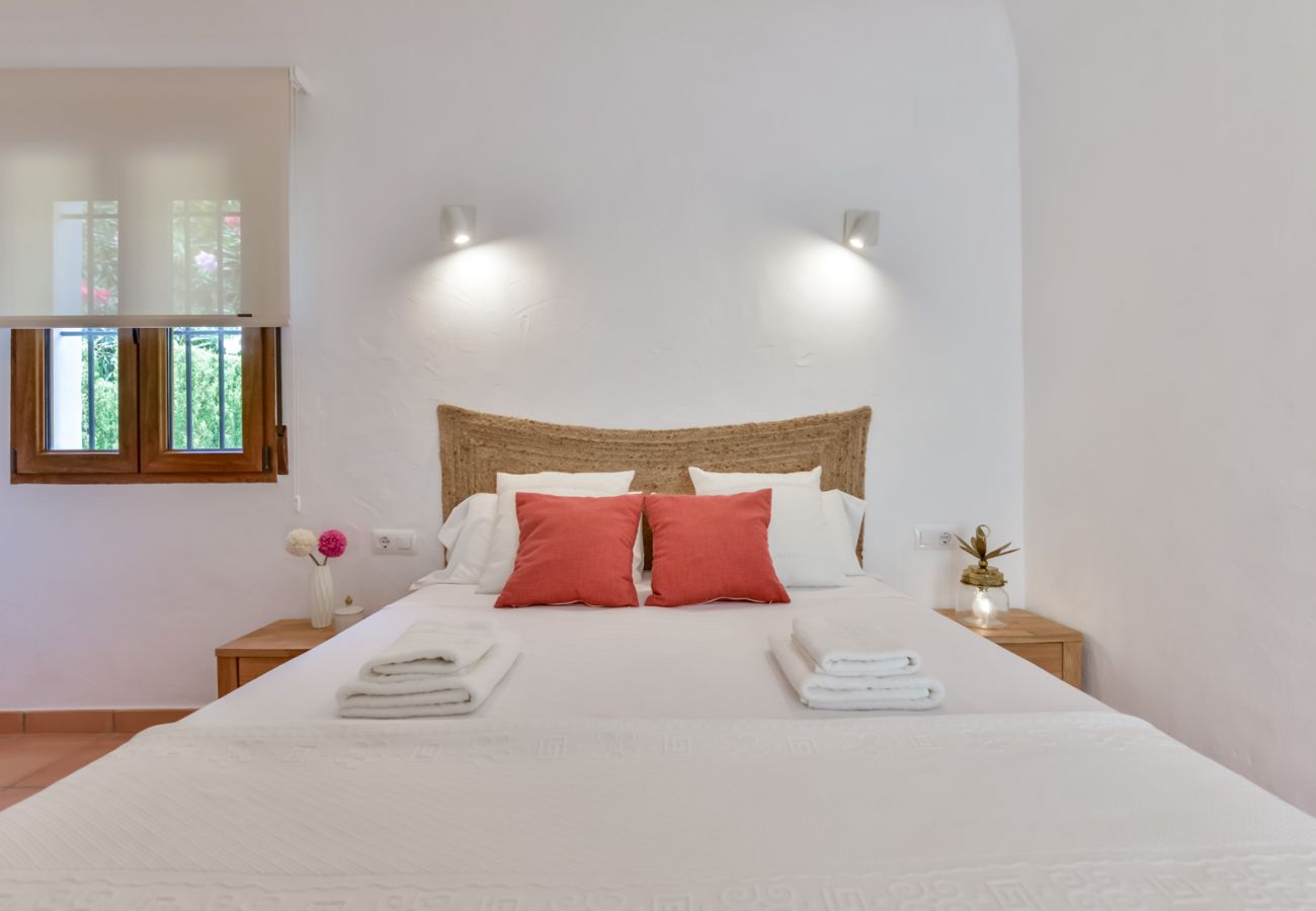 Willa w Moraira - Alquiler de villa en Moraira, LA ROCALLA