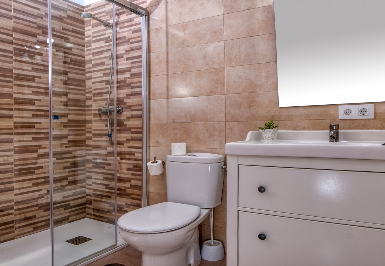 Apartament w Puerto del Carmen - Suite Princesa Teguise Vista al Mar a 500m de la playa