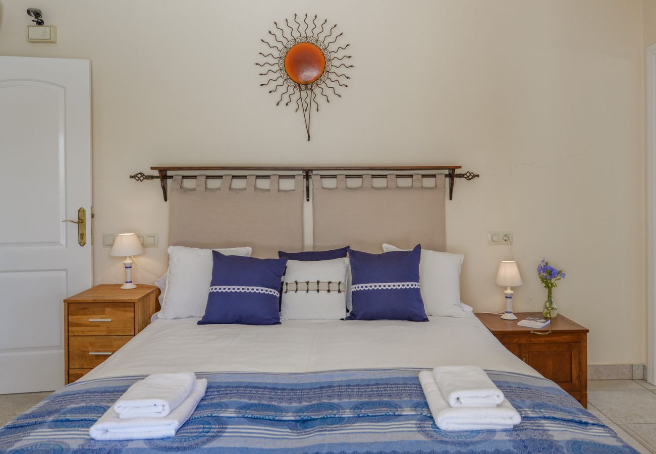 Willa w Benissa - Alquiler de villa en Cala Pinets Benissa ACACIAS,  con piscina privada para 6 pax