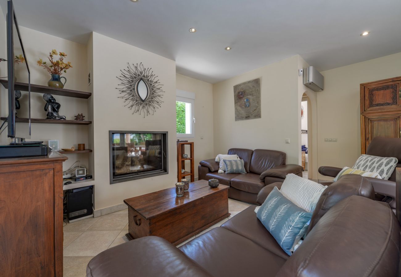 Willa w Benissa - Alquiler de villa en Cala Pinets Benissa ACACIAS,  con piscina privada para 6 pax