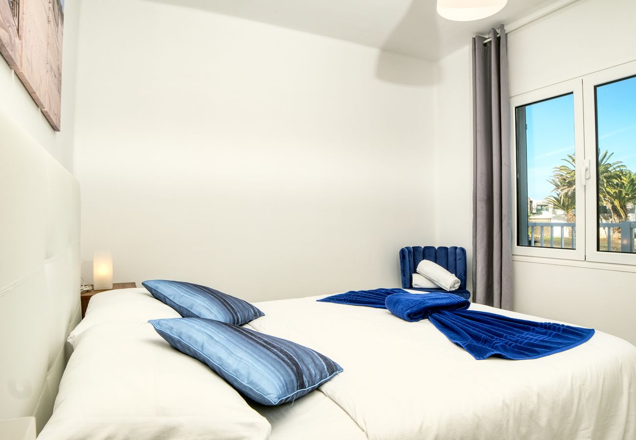Dom w Costa Teguise - Sunset View -Moderna vivienda vacacional con piscina comunitaria