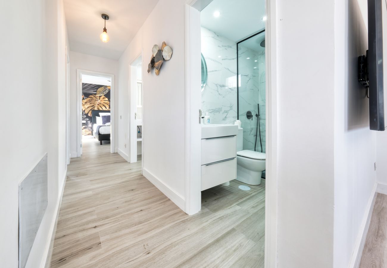 Dom w Puerto del Carmen - Casa Eva - a 300 m de la playa, piscina privada, wifi con fibra
