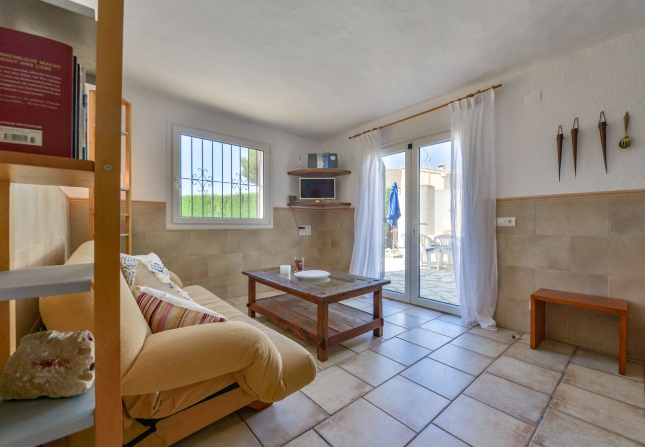 Willa w Benissa - JUNAI, villa para 4 pax en Benissa con piscina privada y wifi gratis