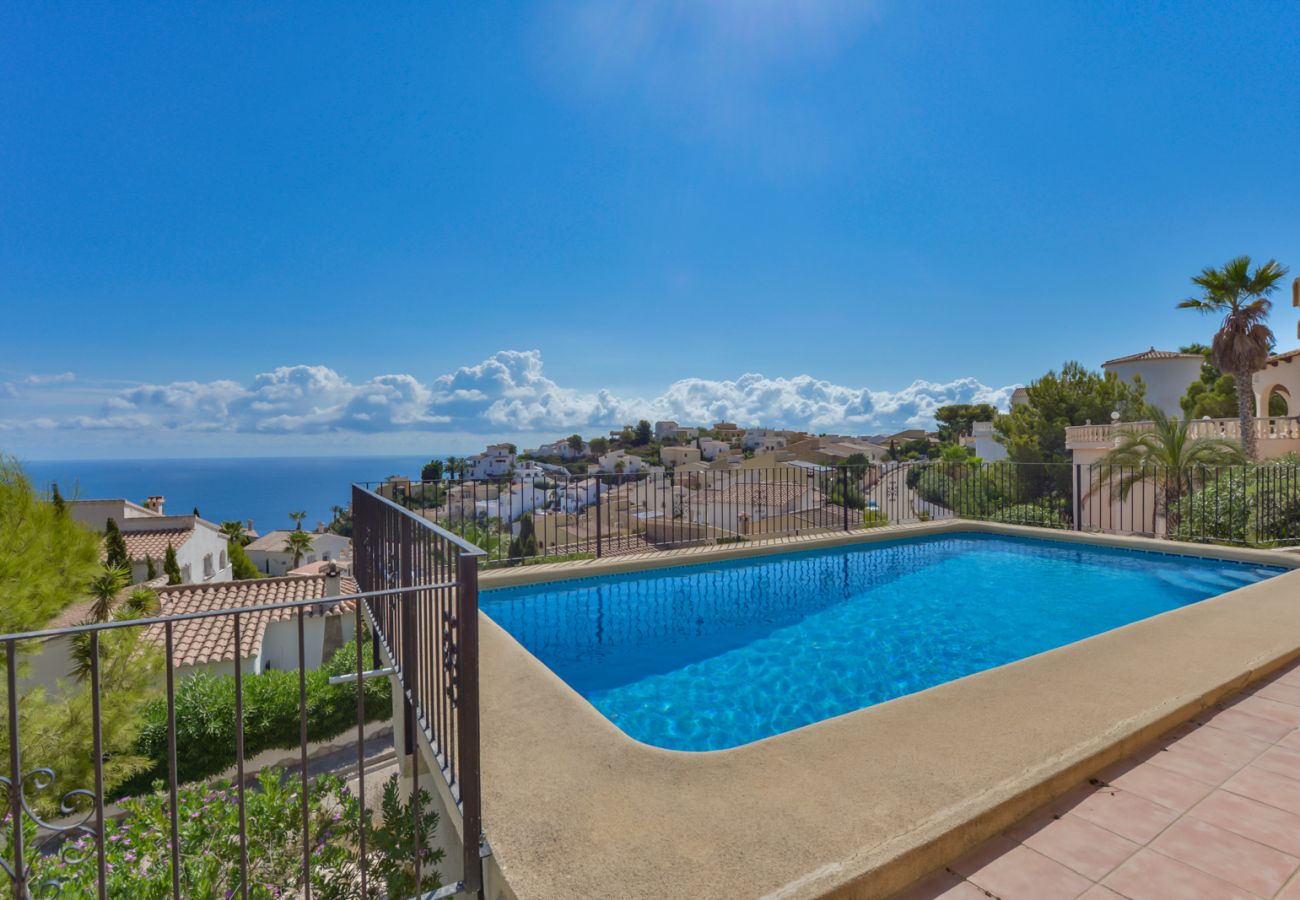 Willa w Benitachell - LOXI, preciosa villa en Cumbre del Sol para 6 pax con piscina privada y vistas al mar.