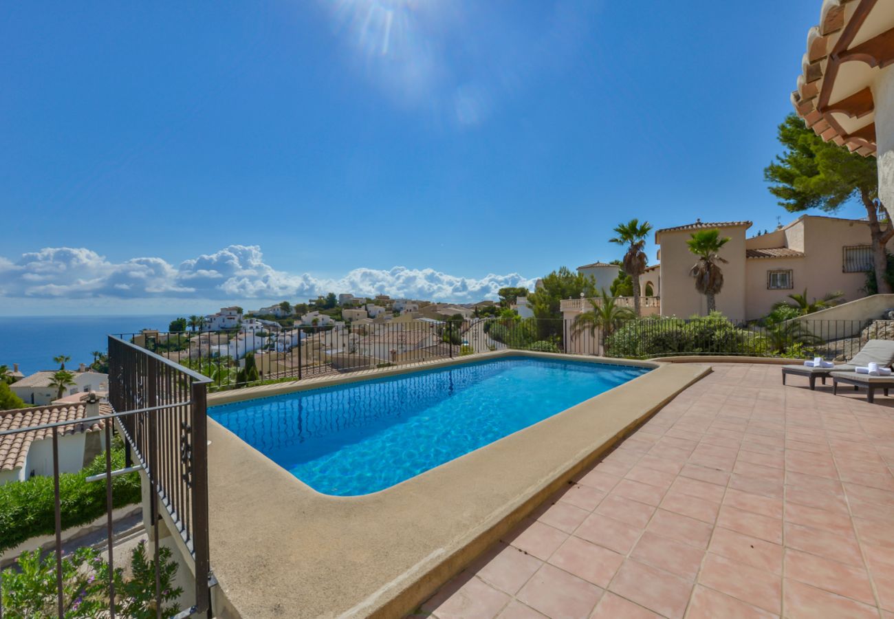 Willa w Benitachell - LOXI, preciosa villa en Cumbre del Sol para 6 pax con piscina privada y vistas al mar.