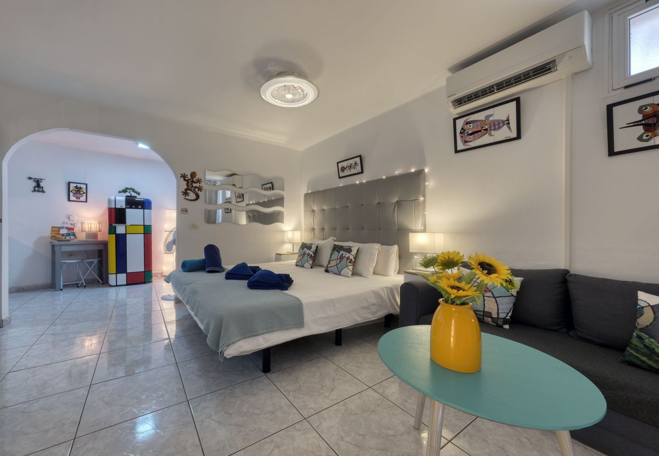 Studio w Puerto del Carmen - Suite Infinity Ocean - espectacular vista al mar