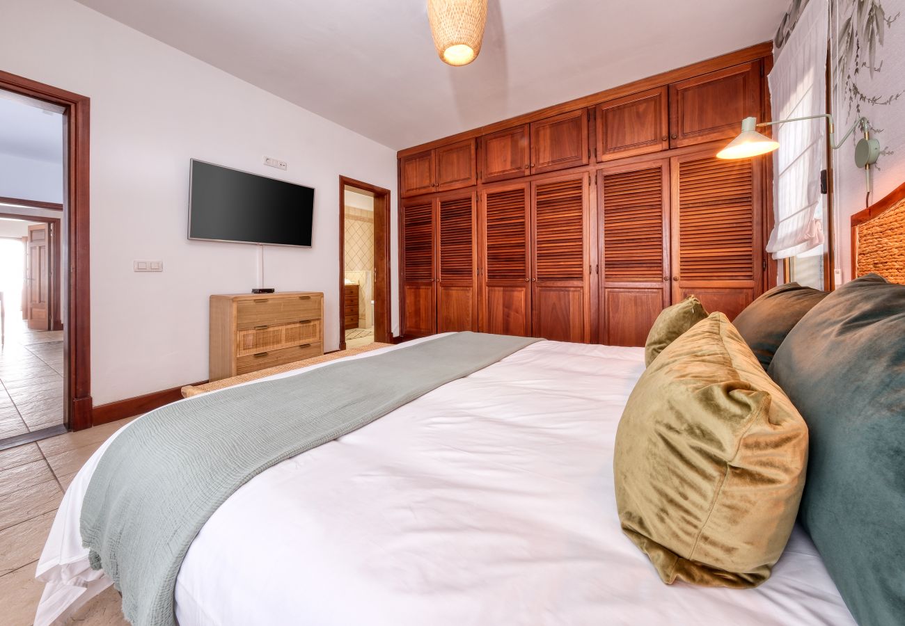 Dom w Puerto Calero - Casa Guayre - piscina privada, barbacoa, zona relax, aire acondicionado 
