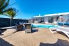 Dom w Playa Blanca - Blue Waves House - Piscina Climatizada, BBQ y Bicicletas By Lanzarote Vacation Homes  Dom w Playa Blanca - Blue Waves House - Piscina Climatizada, BBQ y Bicicletas By Lanzarote Vacation Homes