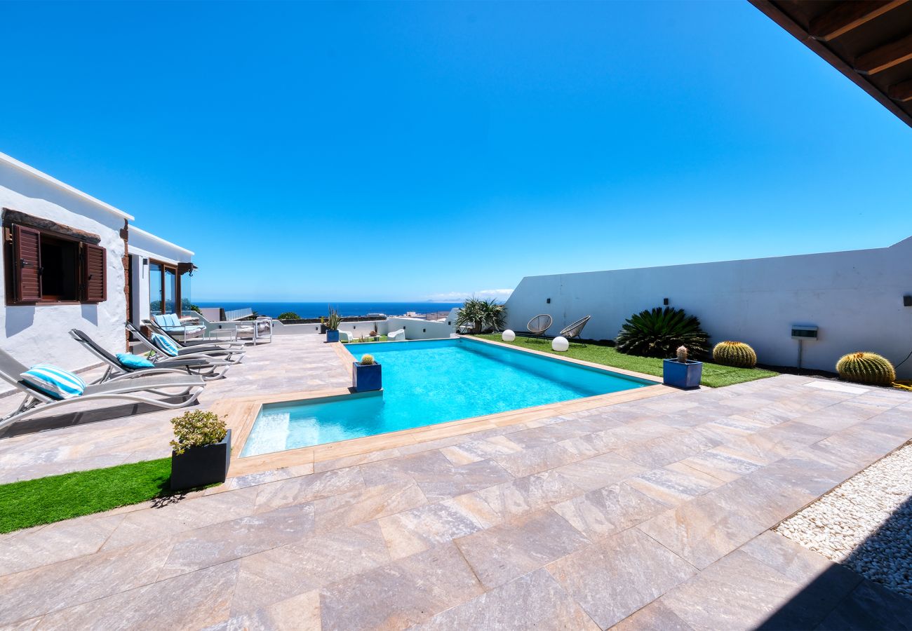 Willa w Macher - Villa Macher Piscina y Bar Piscina