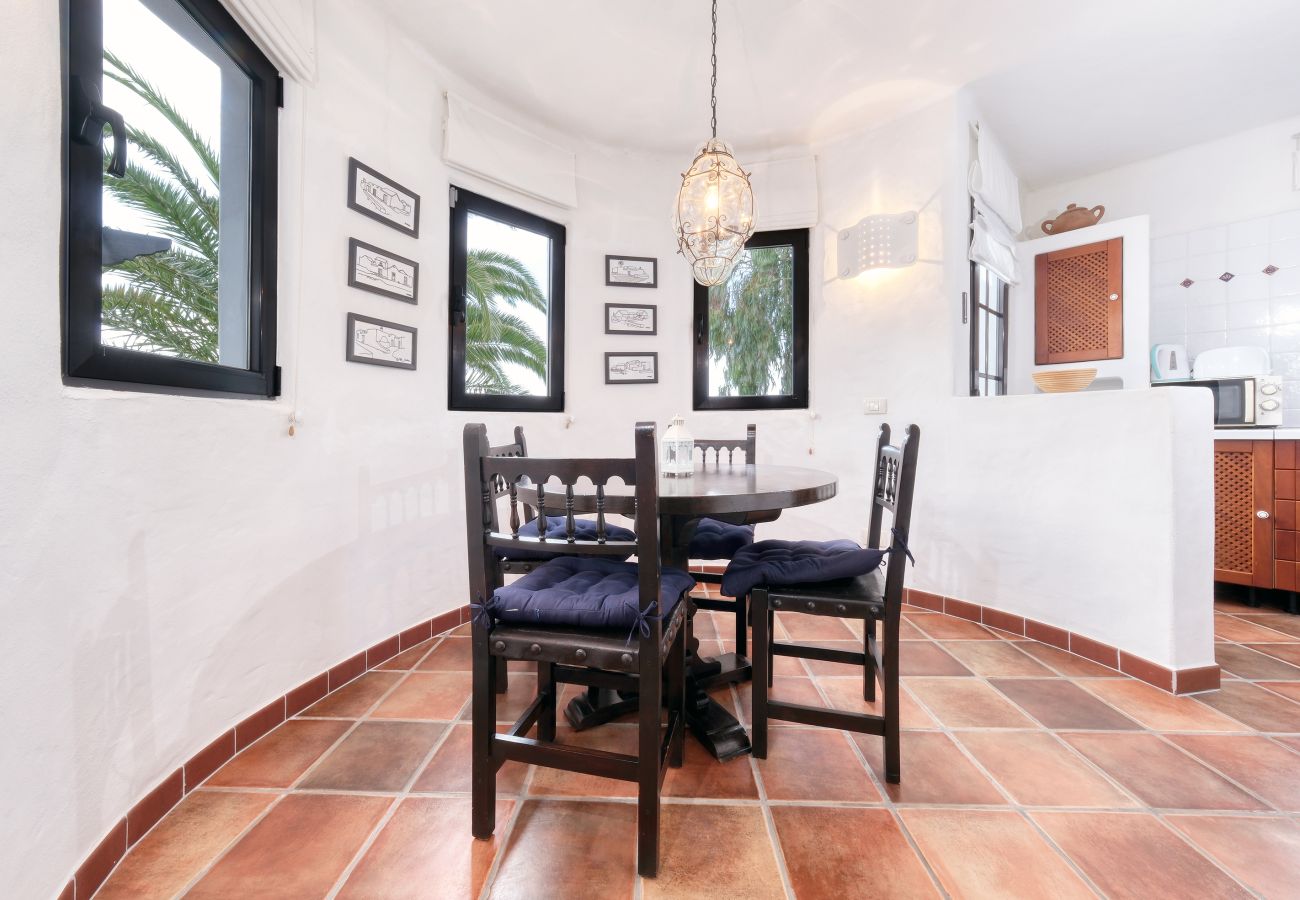 Dom w Nazaret - Casa Felix: Poolside Paradise with Panoramic Views